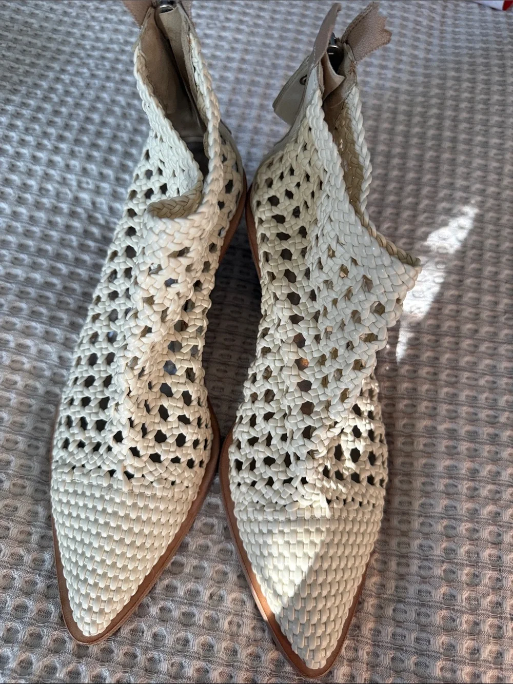 Agl Cream Woven Pointed-Toe Ankle Booties in size 37 - Picture 1 of 5